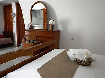Anita's Hotel