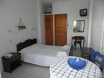 Anita's 3*